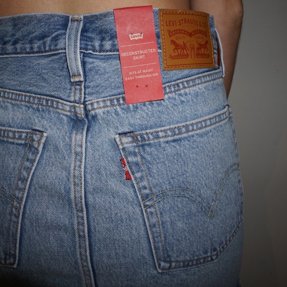 Levis denim skirt nwt - Picture 3 of 8